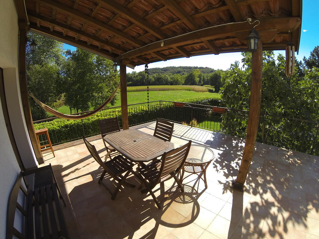 Al Campo Di Sotto Bed & Breakfast Buia Exterior foto