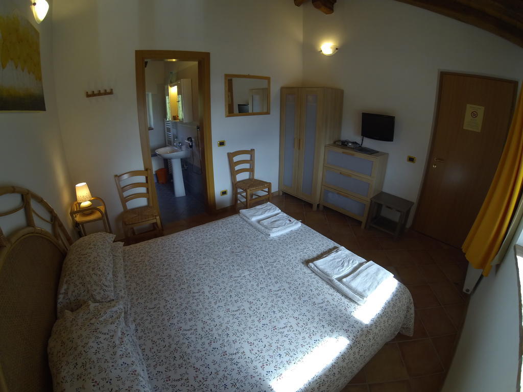 Al Campo Di Sotto Bed & Breakfast Buia Exterior foto