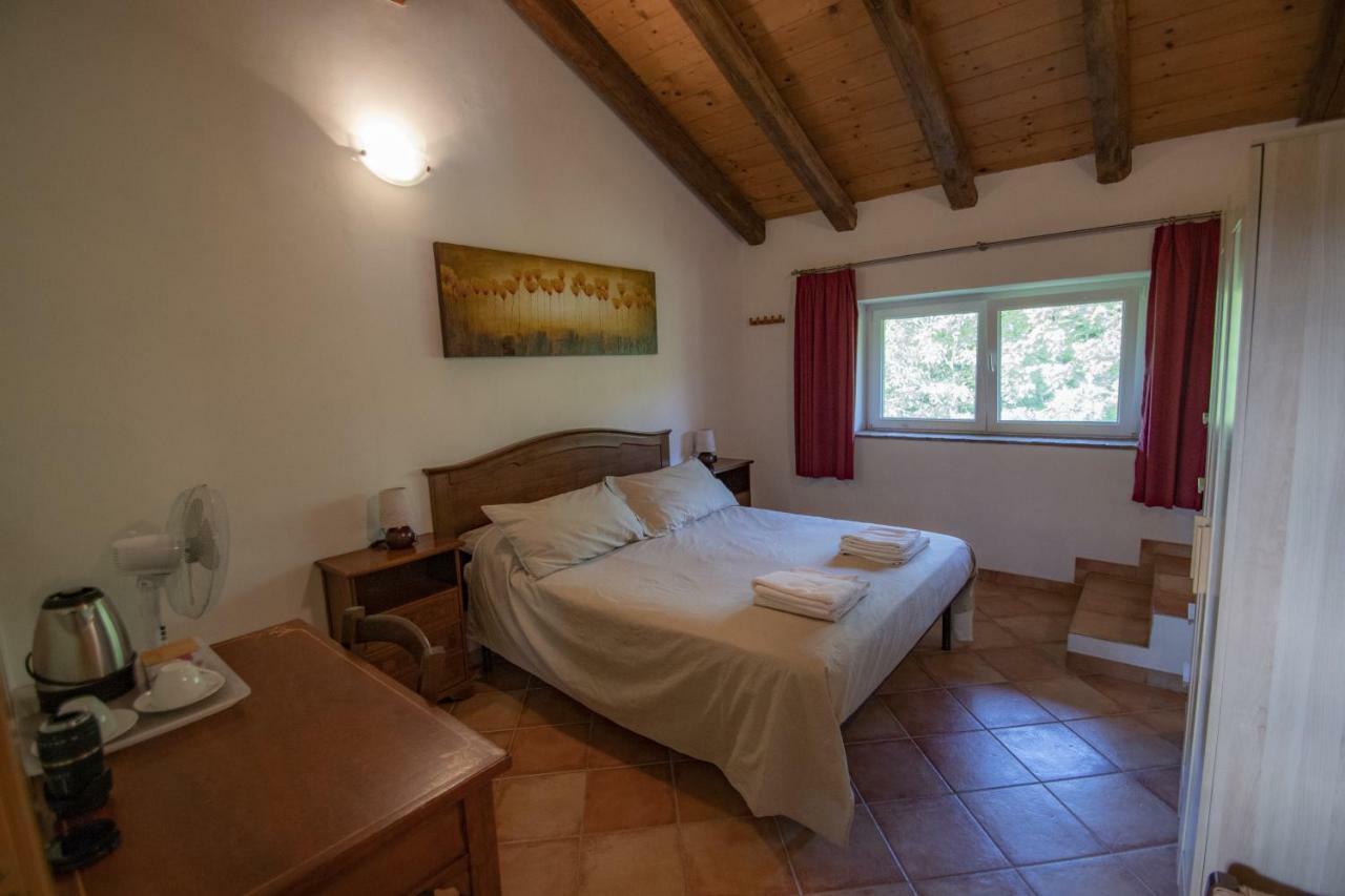 Al Campo Di Sotto Bed & Breakfast Buia Exterior foto